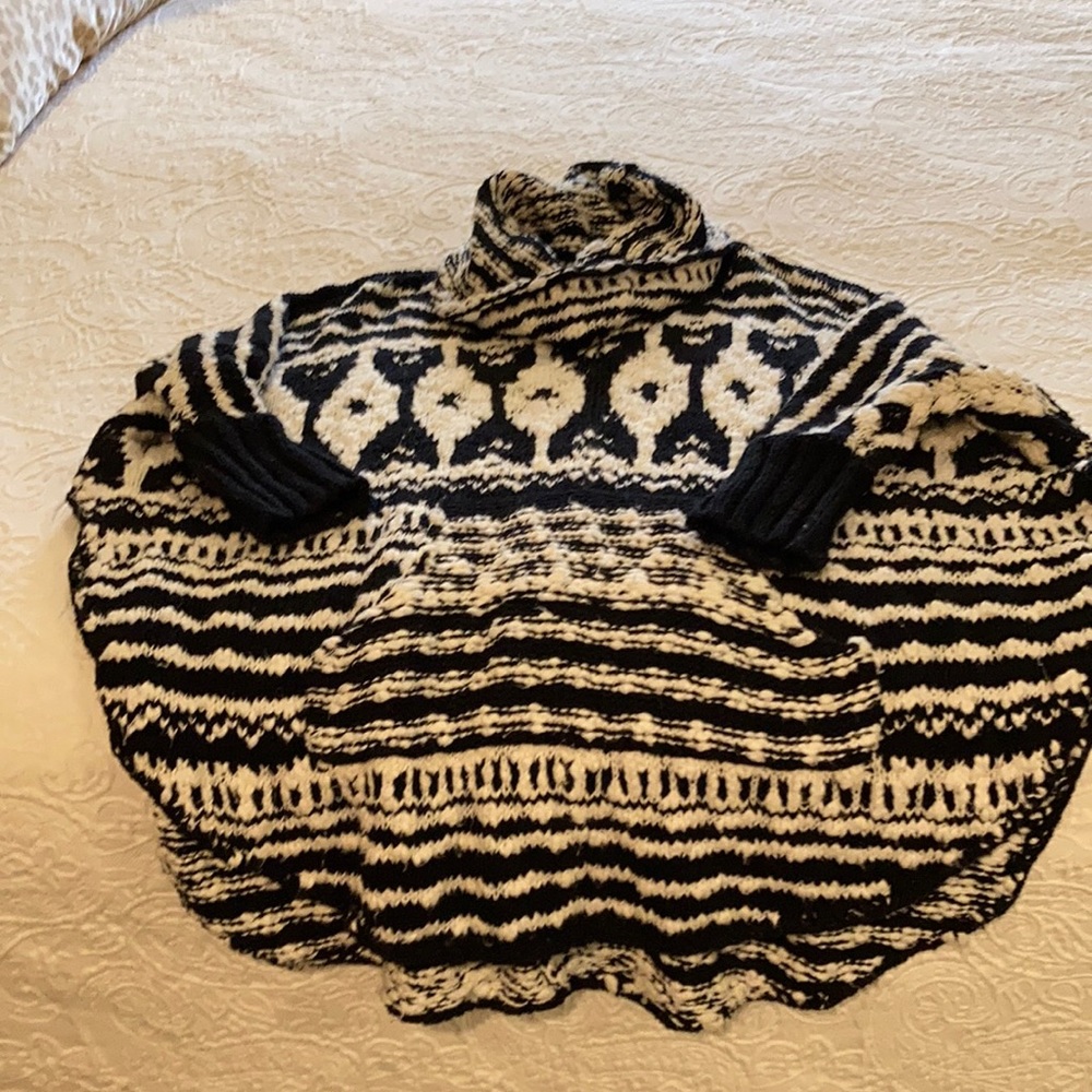 Free people black and white sweater